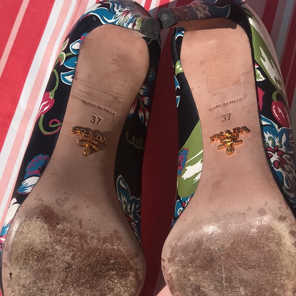 PRADA floral pointed toe pumps - Picture 6 of 8